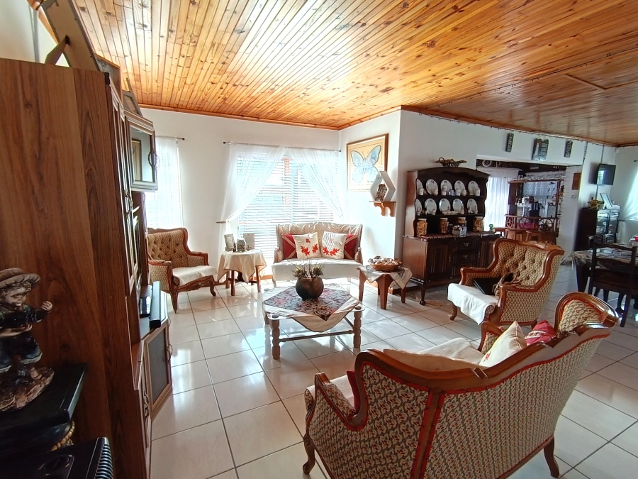 3 Bedroom Property for Sale in C Place Eastern Cape